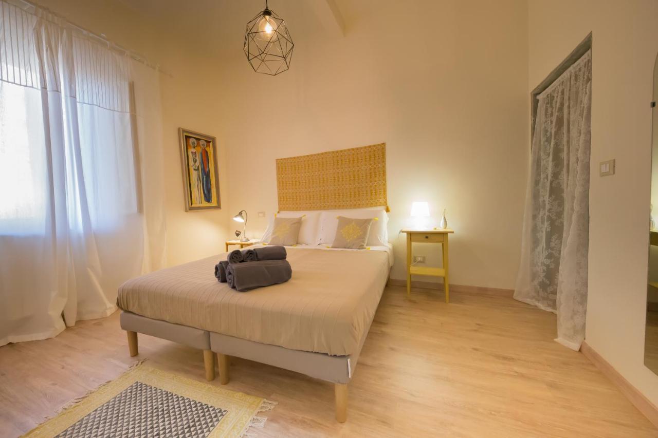 B&B In Acquaviva Livorno Exterior photo
